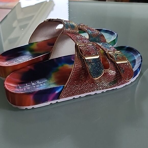 Nicole Miller Rainbow 🌈 Slides - Picture 2 of 9